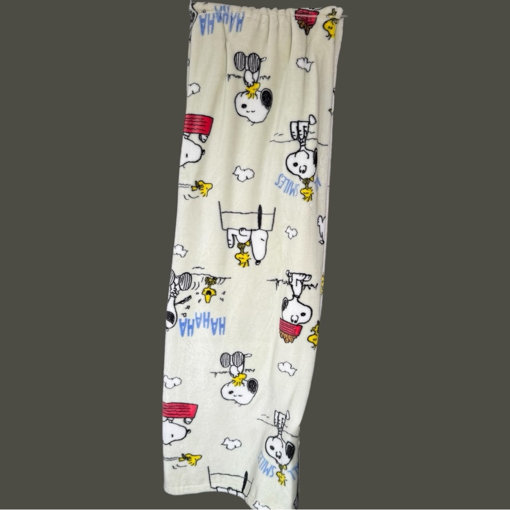 Peanuts Snoopy Blanket Soft Twin Throw